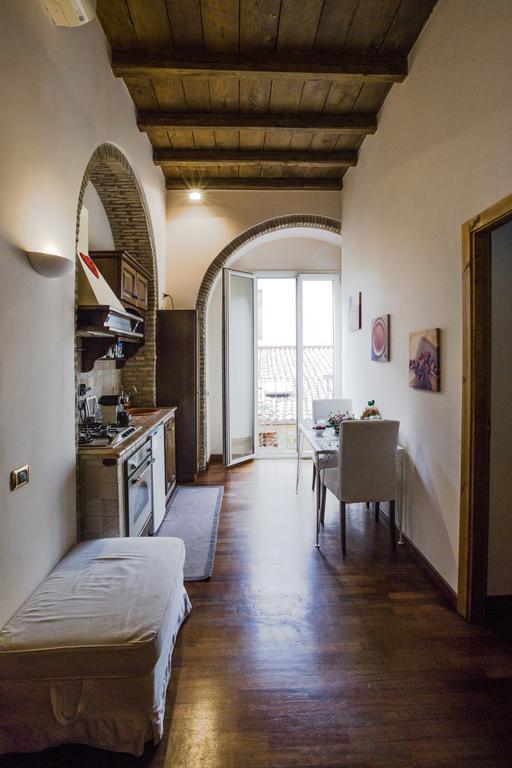 ローマ ペティナリー ヴィレッジ B＆B Bed & Breakfast エクステリア 写真