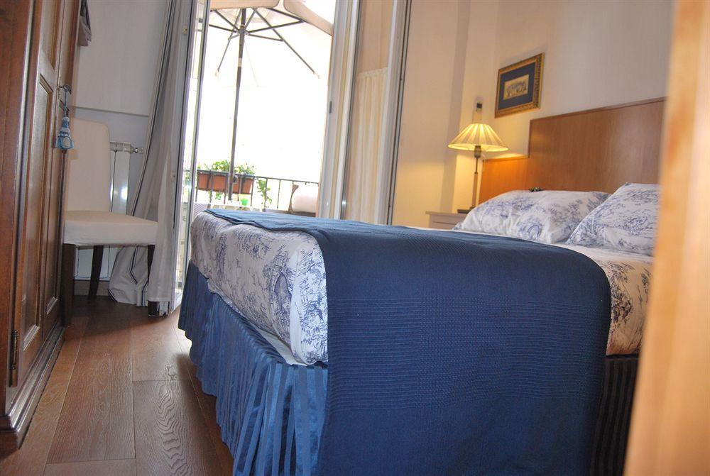 ローマ ペティナリー ヴィレッジ B＆B Bed & Breakfast エクステリア 写真